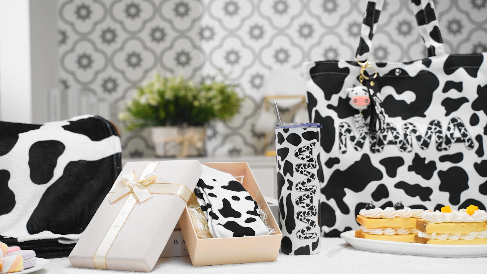 Amazon.com | Yaomiao 5 Pcs Cow Gifts Sets for Women Mom Including